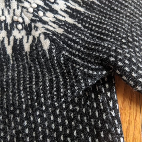 J. Crew Merino Wool Sweater L (fits Med) - Picture 5 of 9